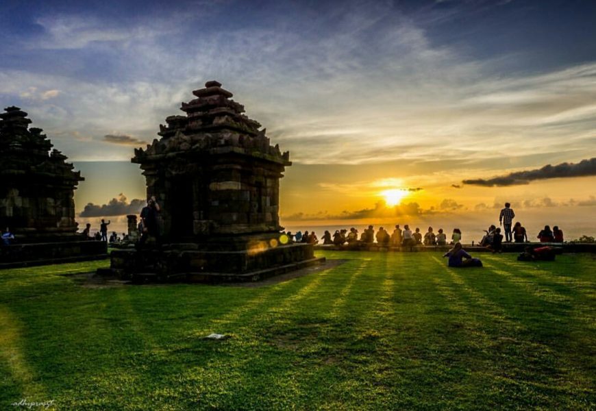 Mengenal Sebuah Candi dengan Letak Tertinggi di Jogja “CANDI IJO” Mengenal Sebuah Candi dengan Letak Tertinggi di Jogja “CANDI IJO”