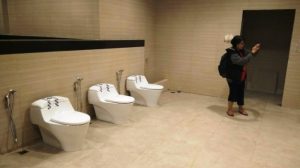 Toilet Kelas Hotel Bintang Lima di Titik Nol Diuji Coba di Tahun Baru